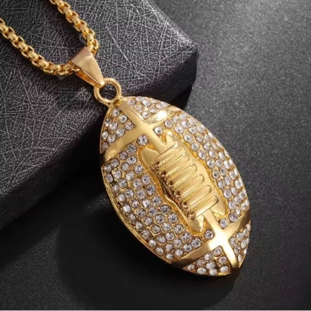🏈 Football Gold Blinged out Pendant Necklace🏈